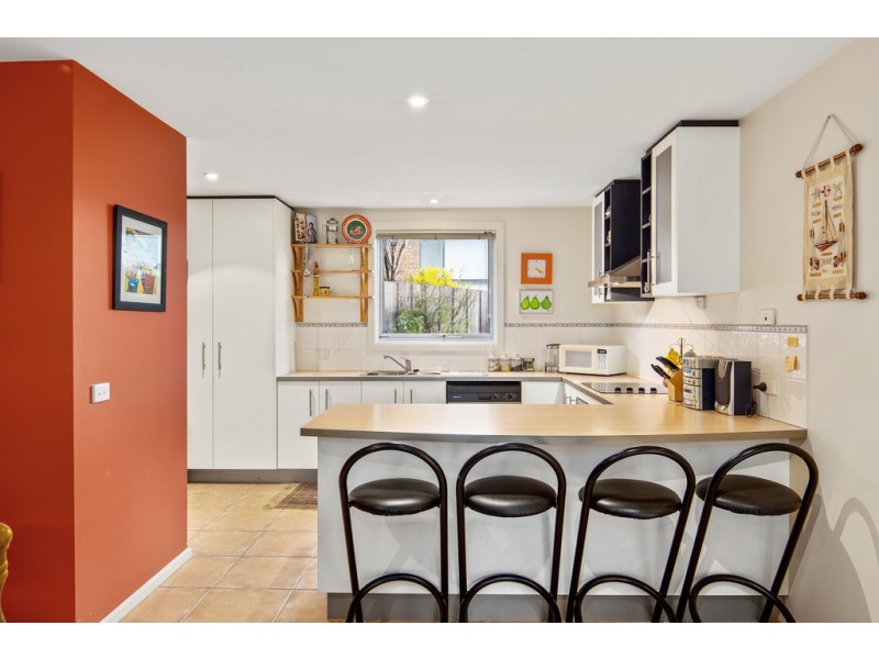 2/3 Osbourne Avenue, Cowes VIC 3922