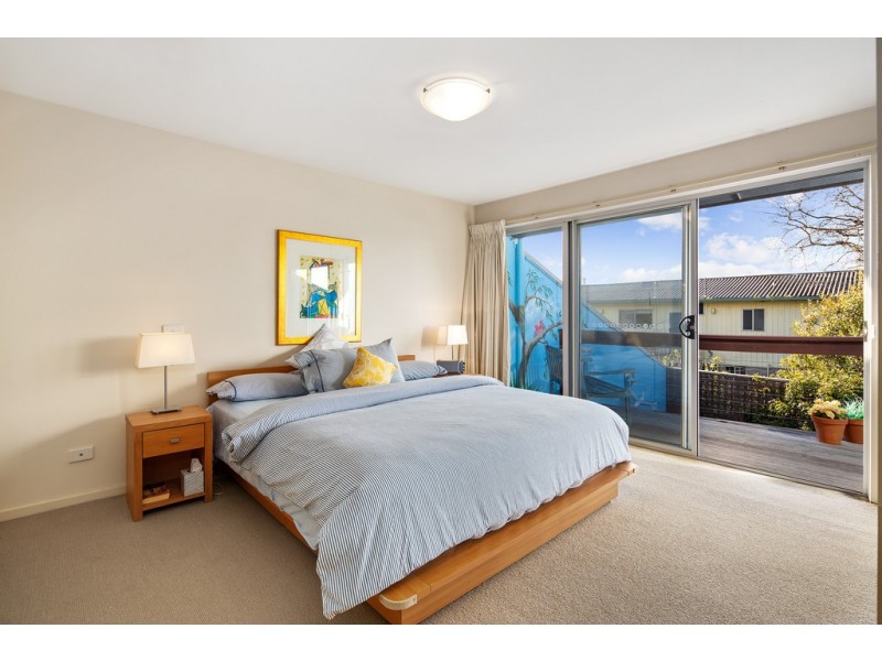 2/3 Osbourne Avenue, Cowes VIC 3922