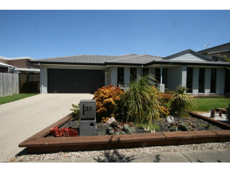 39 Settlement Road, Cowes VIC 3922