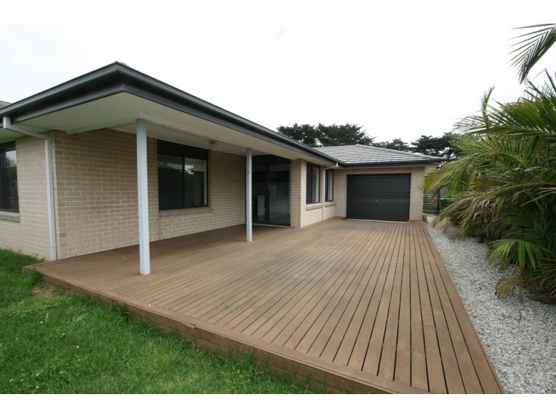 39 Settlement Road, Cowes VIC 3922