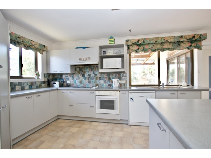 19 Tampa Road, Cape Woolamai VIC 3925