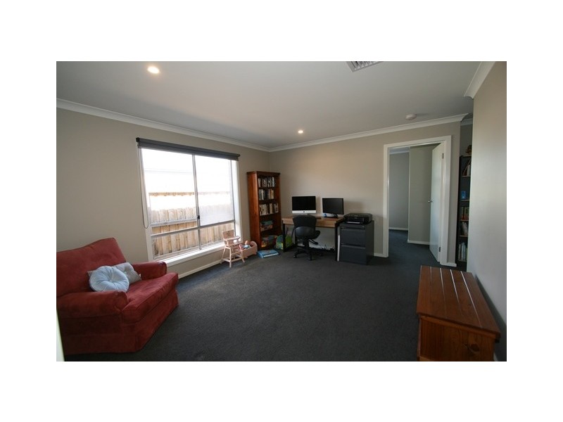 32 Grampian Boulevard, Cowes VIC 3922