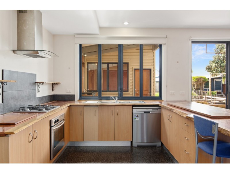 26 Kendall Avenue, Cape Woolamai VIC 3925