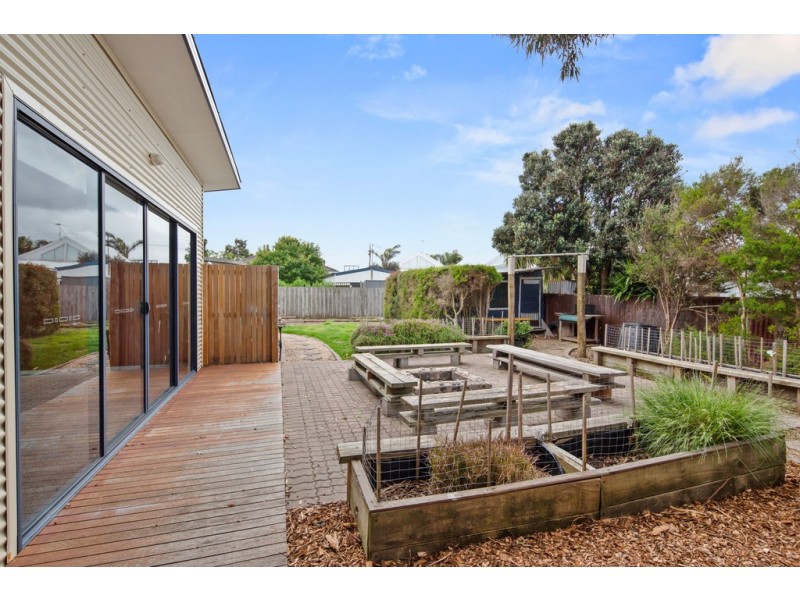 26 Kendall Avenue, Cape Woolamai VIC 3925