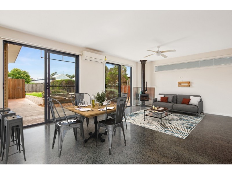 26 Kendall Avenue, Cape Woolamai VIC 3925