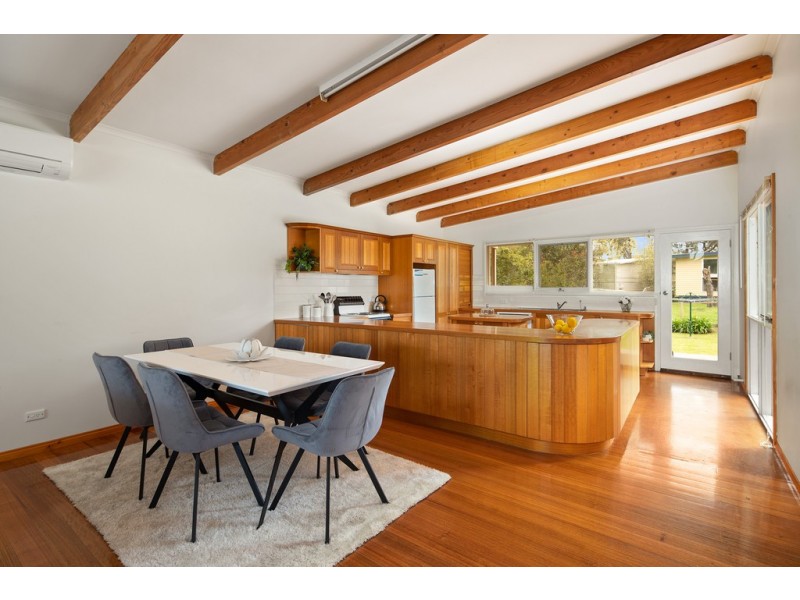 27 Honeysuckle Grove, Silverleaves VIC 3922