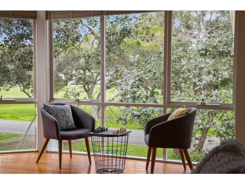 27 Honeysuckle Grove, Silverleaves VIC 3922