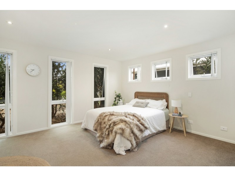 1 Eucalypt Close, Cowes VIC 3922