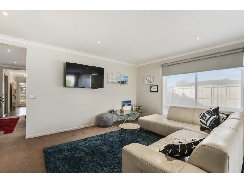 63 Grampian Boulevard, Cowes VIC 3922