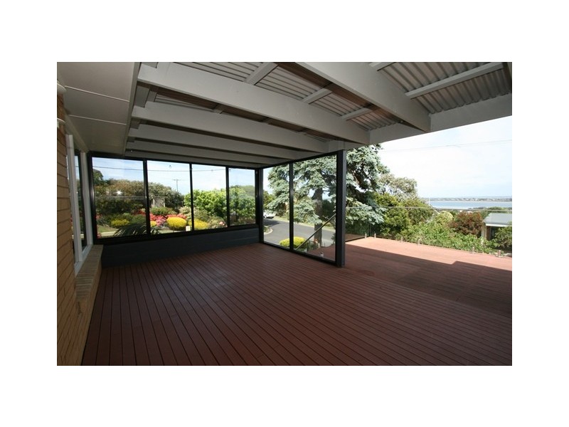 10 The Mount Drive, San Remo VIC 3925