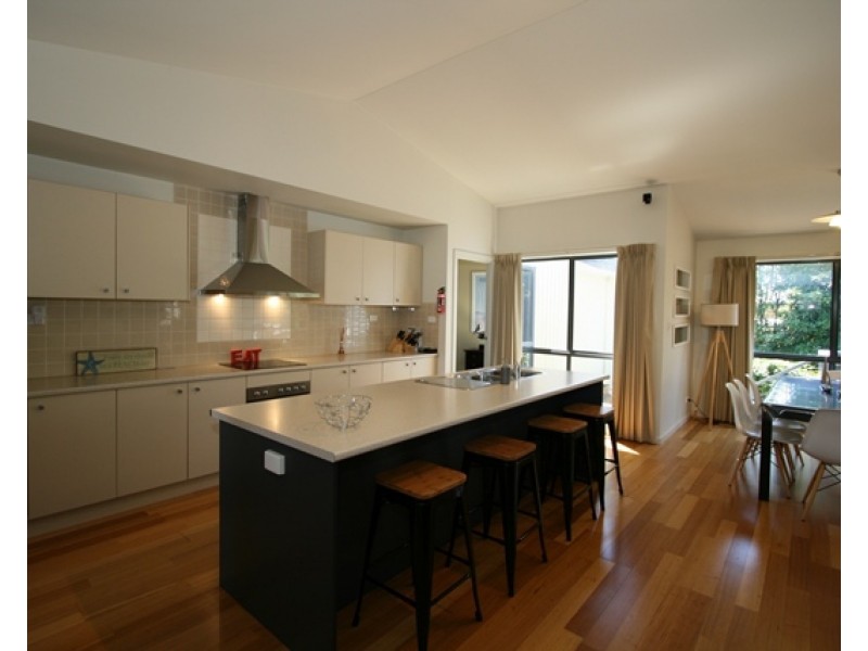 19 Norman Drive, Cowes VIC 3922