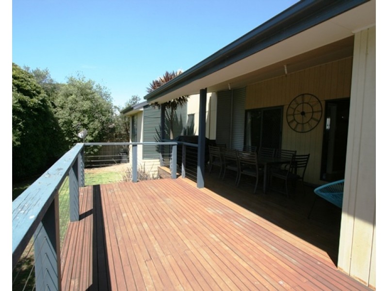 19 Norman Drive, Cowes VIC 3922