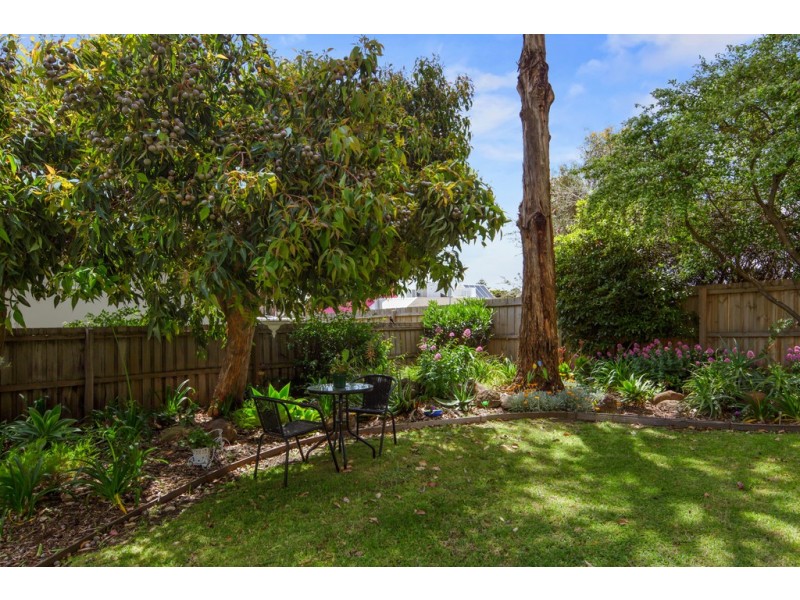 6/9 Warley Avenue, Cowes VIC 3922