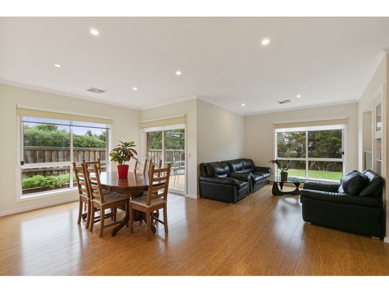 12 Boobook Grove, Cowes VIC 3922