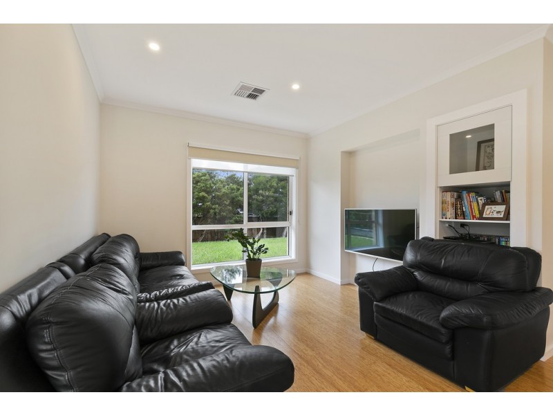 12 Boobook Grove, Cowes VIC 3922