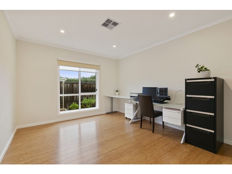 12 Boobook Grove, Cowes VIC 3922