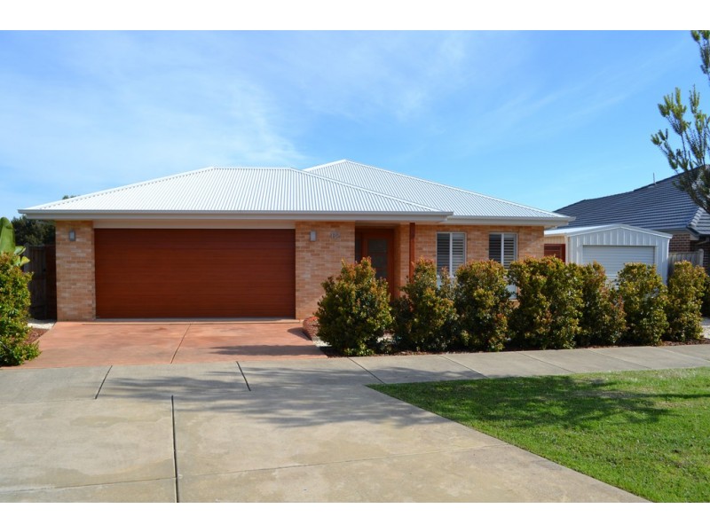 12 Boobook Grove, Cowes VIC 3922