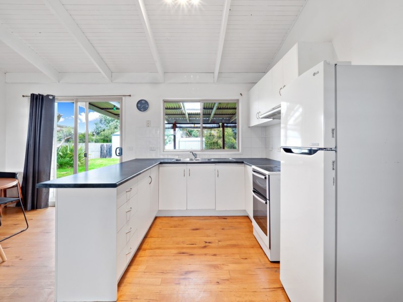19 Sinclair Avenue, Surf Beach VIC 3922