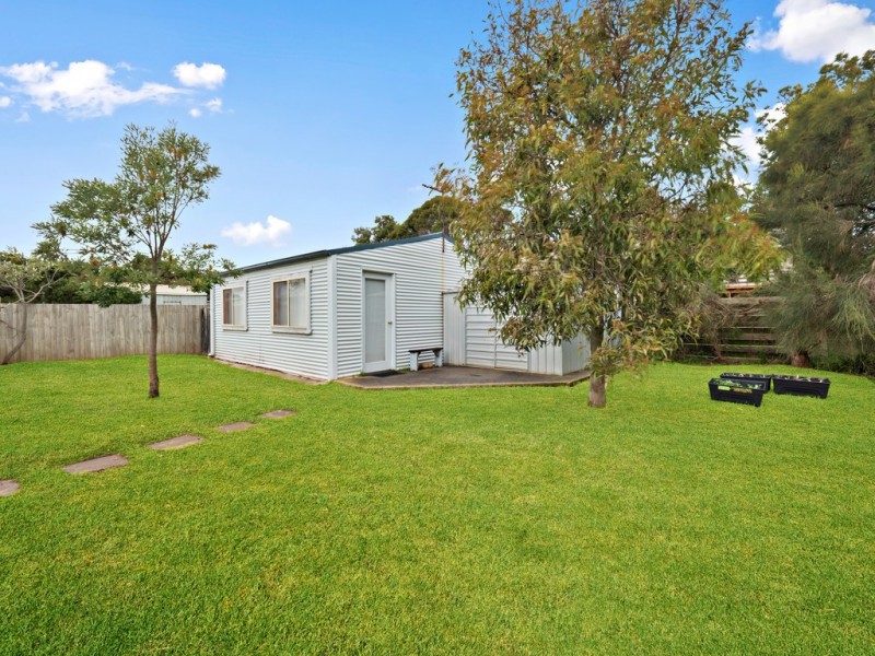 19 Sinclair Avenue, Surf Beach VIC 3922