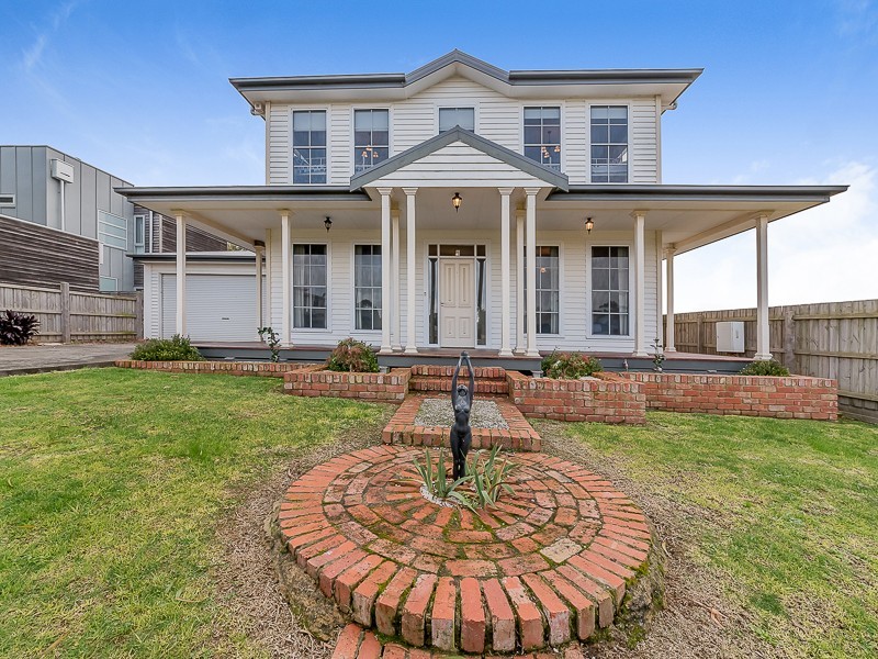 16 Anthony Court, Cowes VIC 3922