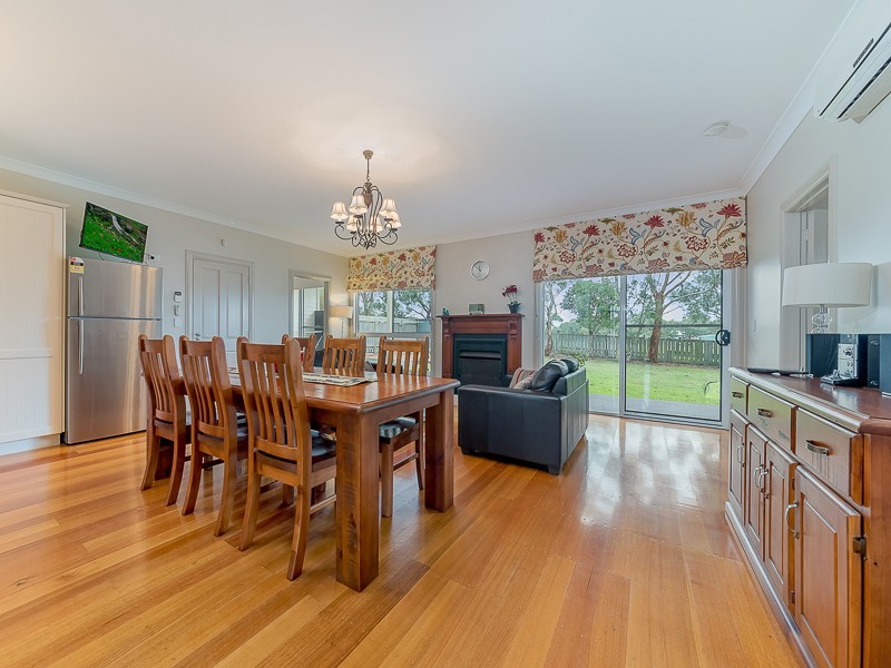 16 Anthony Court, Cowes VIC 3922