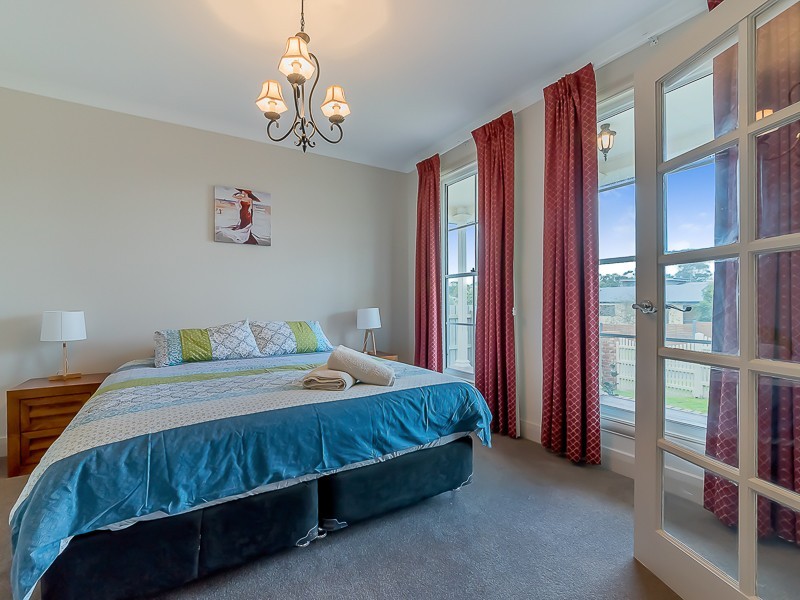 16 Anthony Court, Cowes VIC 3922