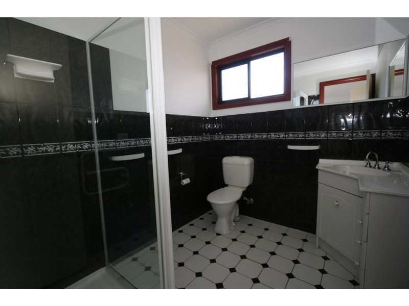 10 Scenic Drive, Cowes VIC 3922