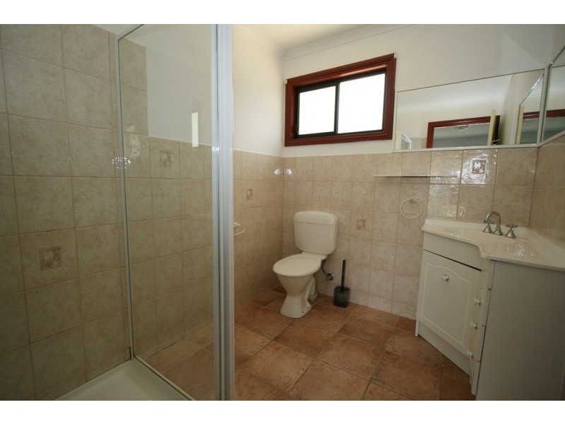 10 Scenic Drive, Cowes VIC 3922