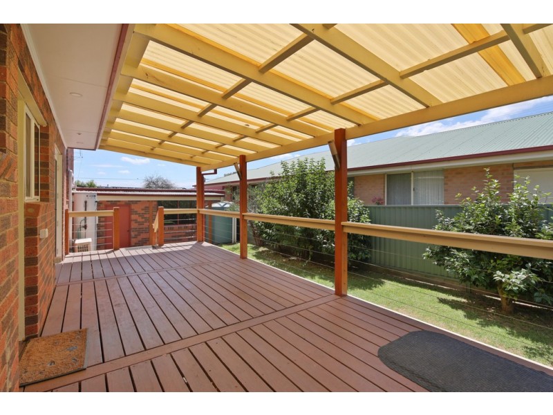 3 McRae Avenue, Cowes VIC 3922