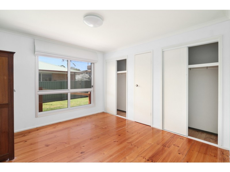 3 McRae Avenue, Cowes VIC 3922