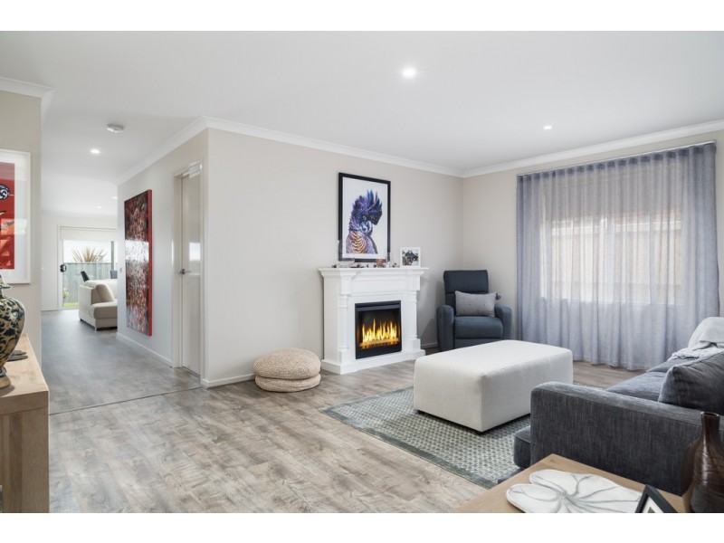 14 Kembla Road, Cowes VIC 3922