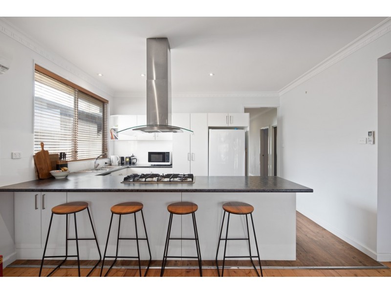 2 Pinedale Avenue, Cape Woolamai VIC 3925