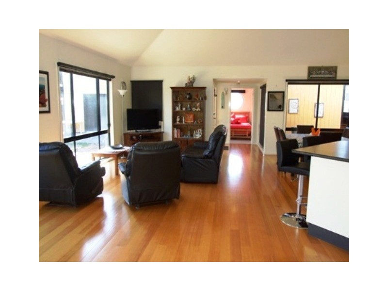 35 Katherine Circuit, Cowes VIC 3922