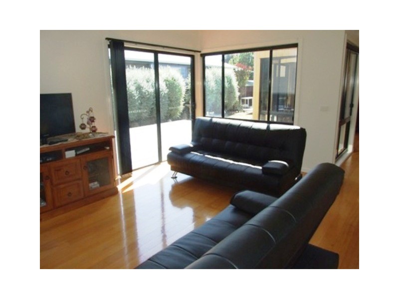 35 Katherine Circuit, Cowes VIC 3922