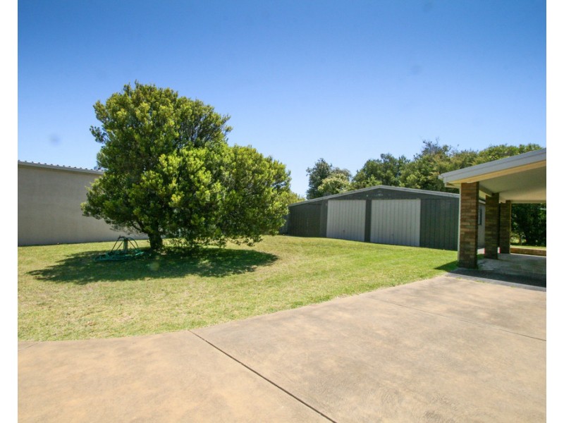 8 Gordon Street, Cowes VIC 3922