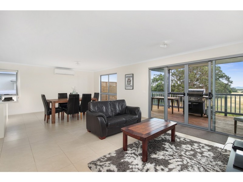 15 Waterford Drive, Cowes VIC 3922