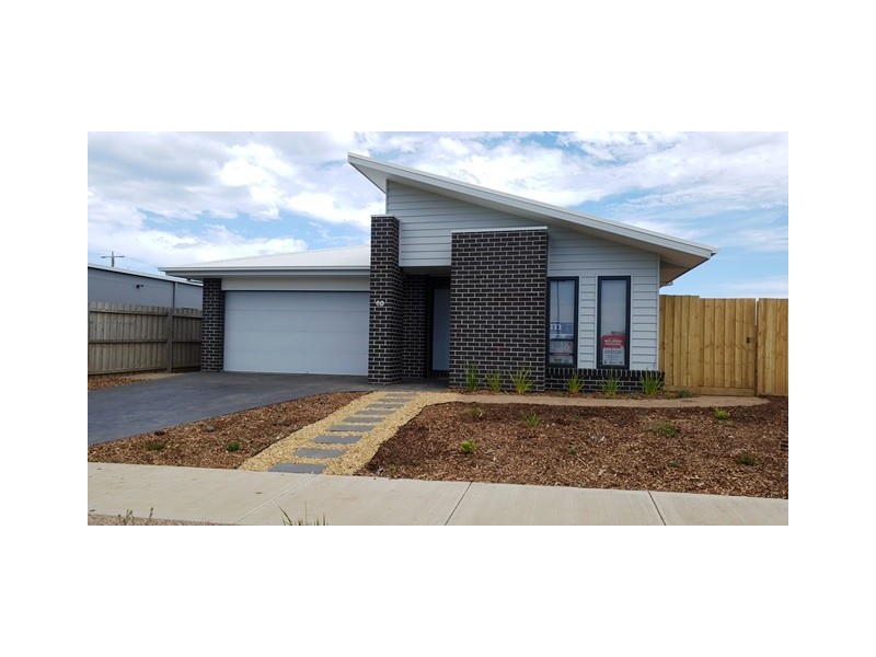60 Boardwalk Boulevard, Cowes VIC 3922