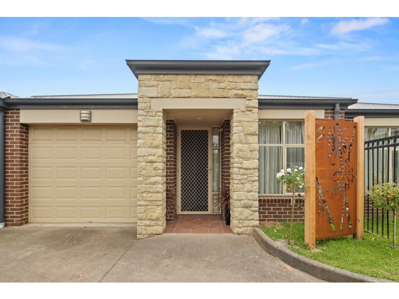 1/1a Leslie Avenue, Cowes VIC 3922