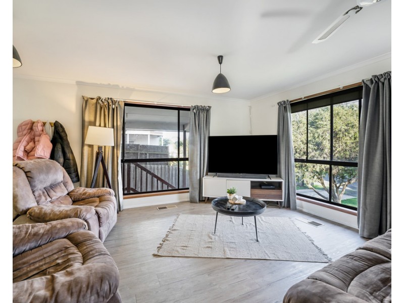 49 Red Rocks Road, Cowes VIC 3922