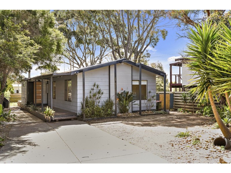 14 Lyall Street, Ventnor VIC 3922
