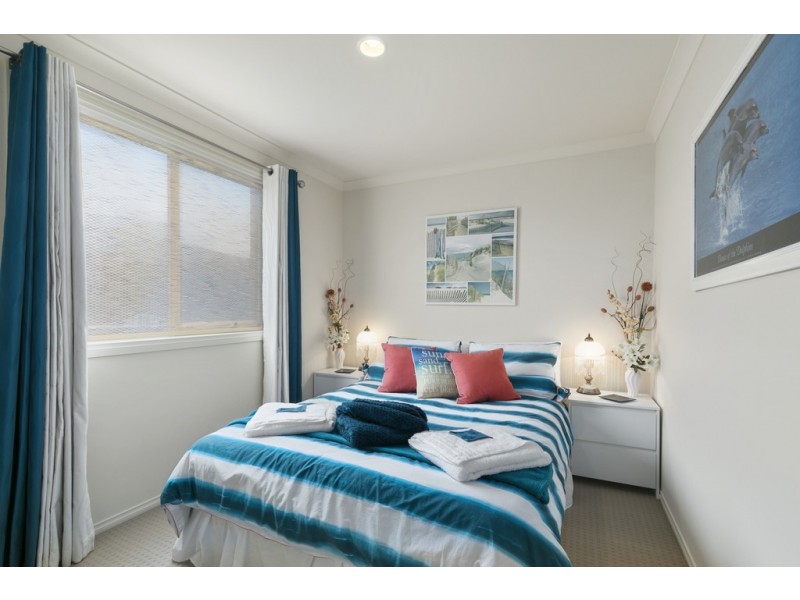 4 Waldorf Road, Cowes VIC 3922