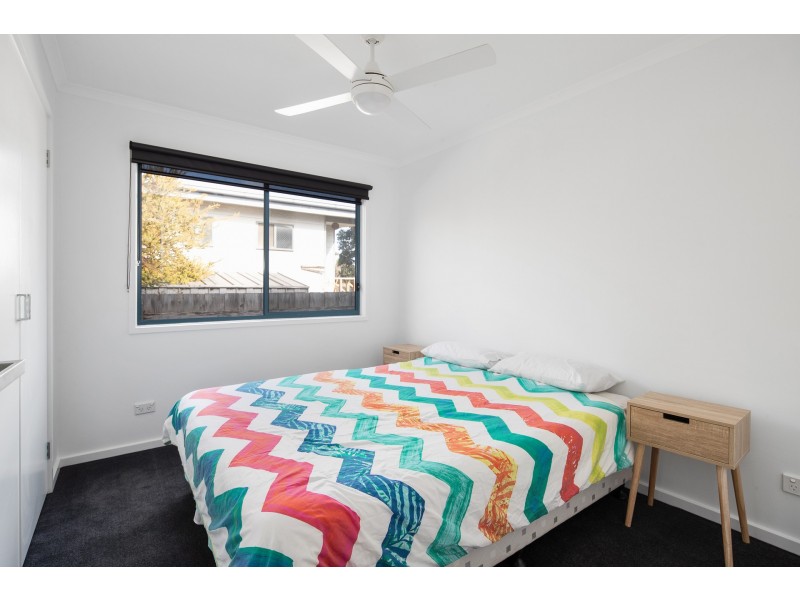 8 Sunderland Bay Road, Sunderland Bay VIC 3922