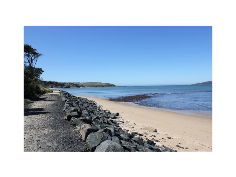 14 Woolamai Grove, San Remo VIC 3925