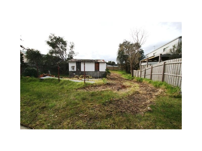 14 Woolamai Grove, San Remo VIC 3925