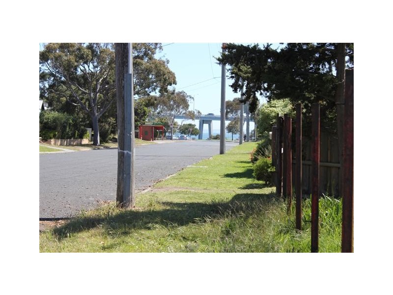 14 Woolamai Grove, San Remo VIC 3925