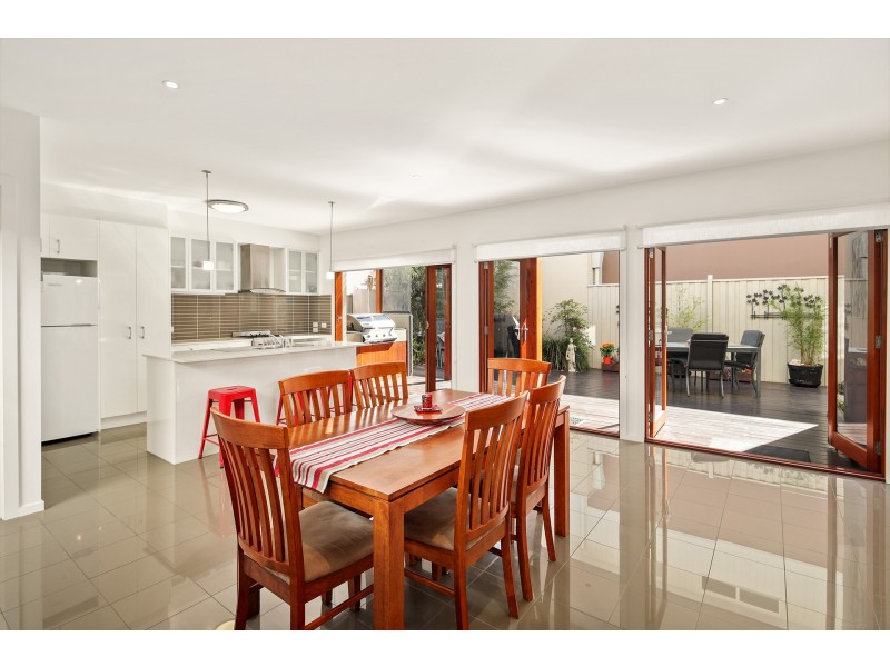 4 Lobelia Lane, Cowes VIC 3922