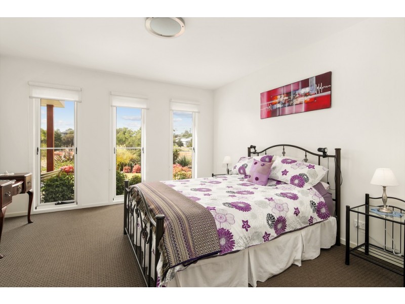 4 Lobelia Lane, Cowes VIC 3922