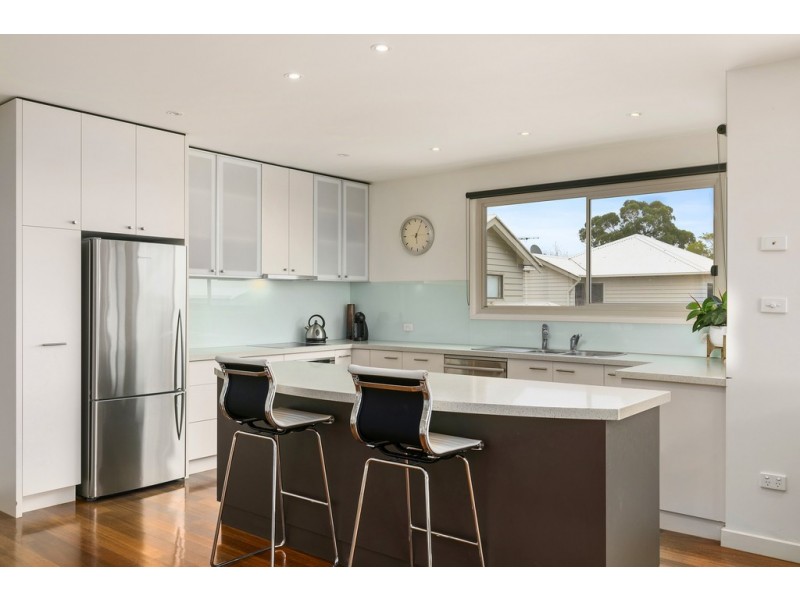 2/113 Church Street, Cowes VIC 3922