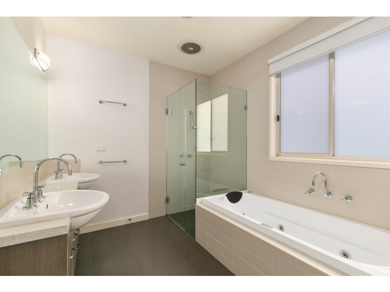 2/113 Church Street, Cowes VIC 3922