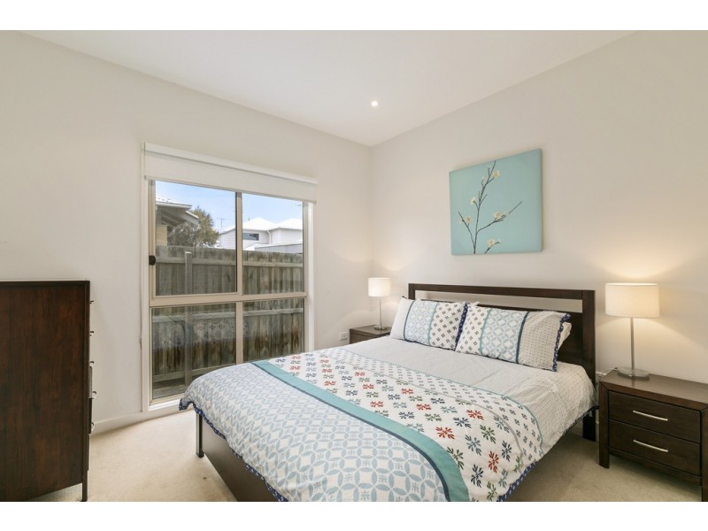 2/113 Church Street, Cowes VIC 3922